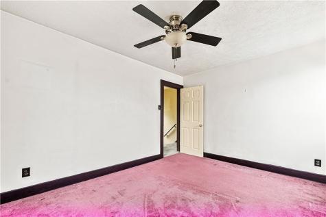 52 Queenston Street Overbrook PA 15210