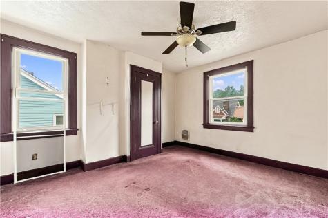 52 Queenston Street Overbrook PA 15210
