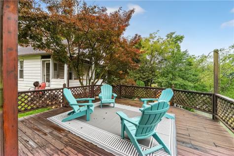 52 Queenston Street Overbrook PA 15210