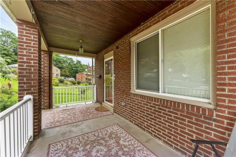 52 Queenston Street Overbrook PA 15210