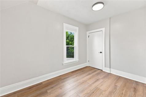 1113 Vance Avenue Coraopolis PA 15108