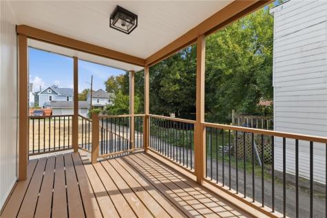 1113 Vance Avenue Coraopolis PA 15108