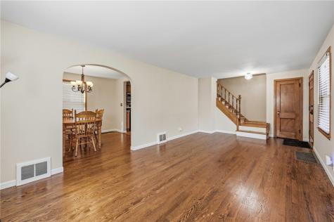 274 S Oakdale Avenue Hermitage PA 16148