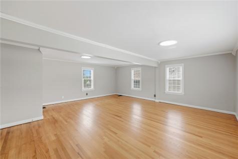 274 S Oakdale Avenue Hermitage PA 16148