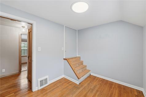 274 S Oakdale Avenue Hermitage PA 16148