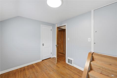274 S Oakdale Avenue Hermitage PA 16148