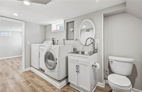 274 S Oakdale Avenue Hermitage PA 16148