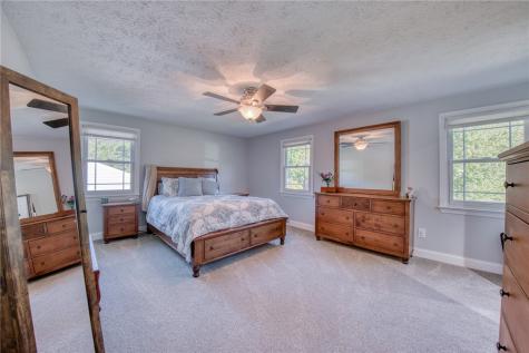 5124 Meadowridge Lane Hampton PA 15044