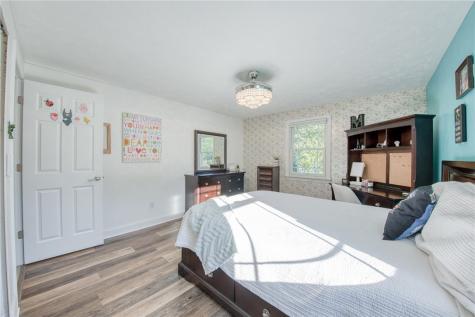 5124 Meadowridge Lane Hampton PA 15044