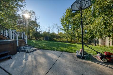 5124 Meadowridge Lane Hampton PA 15044