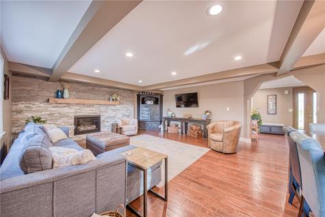 5124 Meadowridge Lane Hampton PA 15044