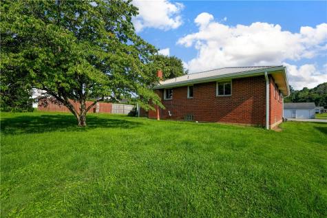 19 Armstrong Street Cheswick PA 15024