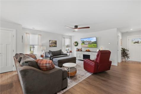 385 Horseshoe Loop South Franklin PA 15301