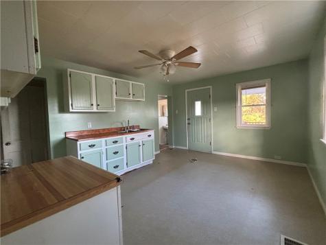 30 Lincoln Street Cokeburg PA 15324