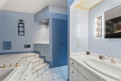 130 Lincoln Avenue Edgewood PA 15218