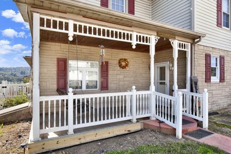 35 Solomon Street Belle Vernon PA 15012