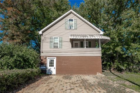 1717 1/2 5th Avenue Extension Manor Township PA 16226