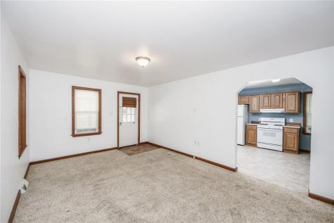1717 1/2 5th Avenue Extension Manor Township PA 16226