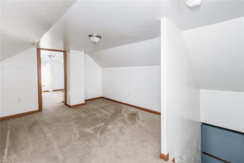 1717 1/2 5th Avenue Extension Manor Township PA 16226