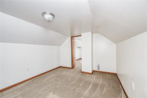 1717 1/2 5th Avenue Extension Manor Township PA 16226