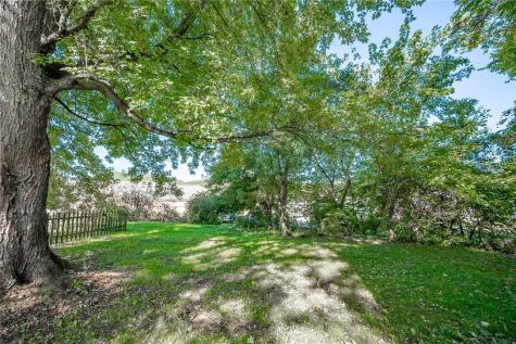 1717 1/2 5th Avenue Extension Manor Township PA 16226