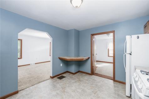 1717 1/2 5th Avenue Extension Manor Township PA 16226