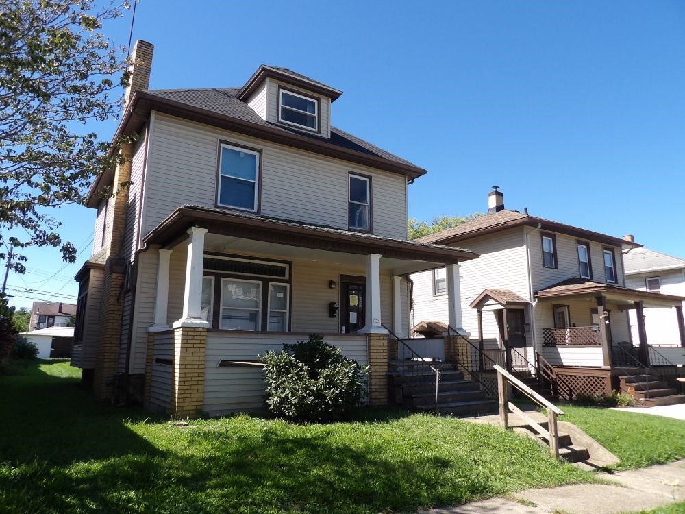 334 Sherman Avenue Sharon PA 16146