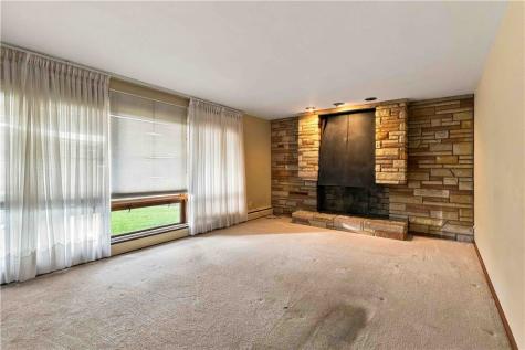 41 Seanor Street Jeannette PA 15644