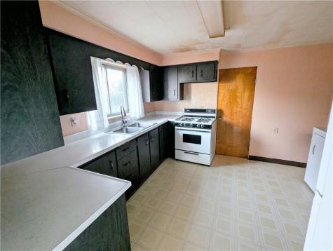 108 Kohler Avenue Township Of But Sw PA 16045