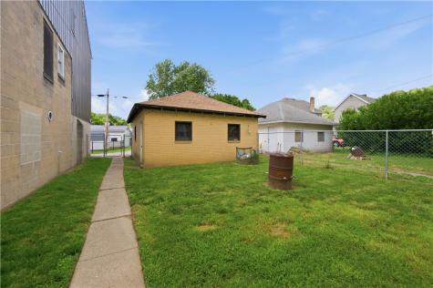 413 North Avenue Kittanning Boro PA 16201
