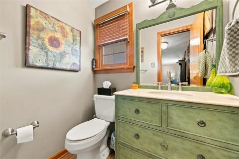 1808 Concord Drive Mccandless PA 15101