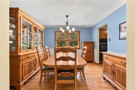 1808 Concord Drive Mccandless PA 15101