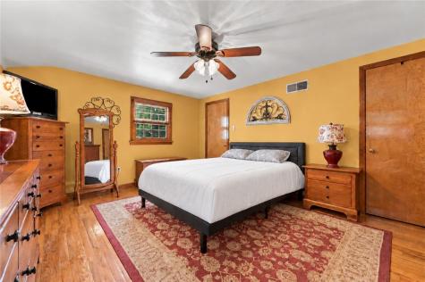 1808 Concord Drive Mccandless PA 15101