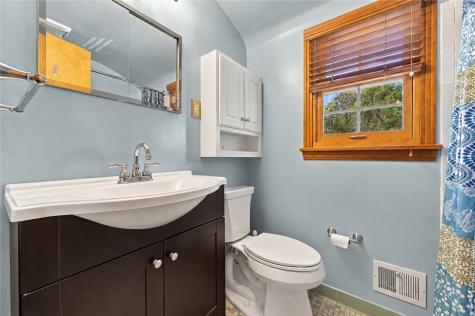 1808 Concord Drive Mccandless PA 15101