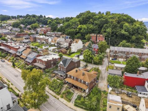 1879 Jancey Street Morningside PA 15206