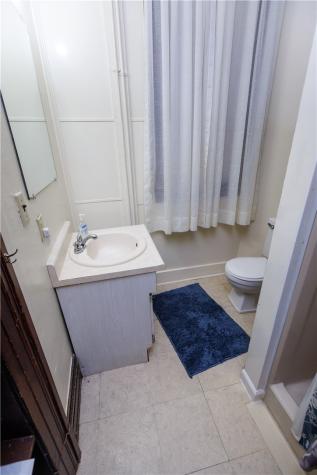 250 Green Street California PA 15419