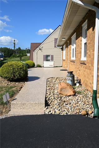 236 California Road California PA 15417