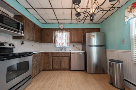 15 Florence Avenue Burgettstown Boro PA 15021