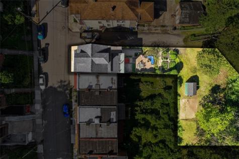 400 Venture Street Observatory Hill PA 15214