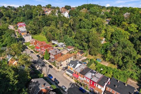 400 Venture Street Observatory Hill PA 15214