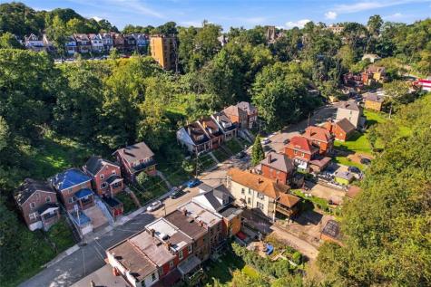 400 Venture Street Observatory Hill PA 15214
