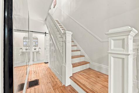 400 Venture Street Observatory Hill PA 15214