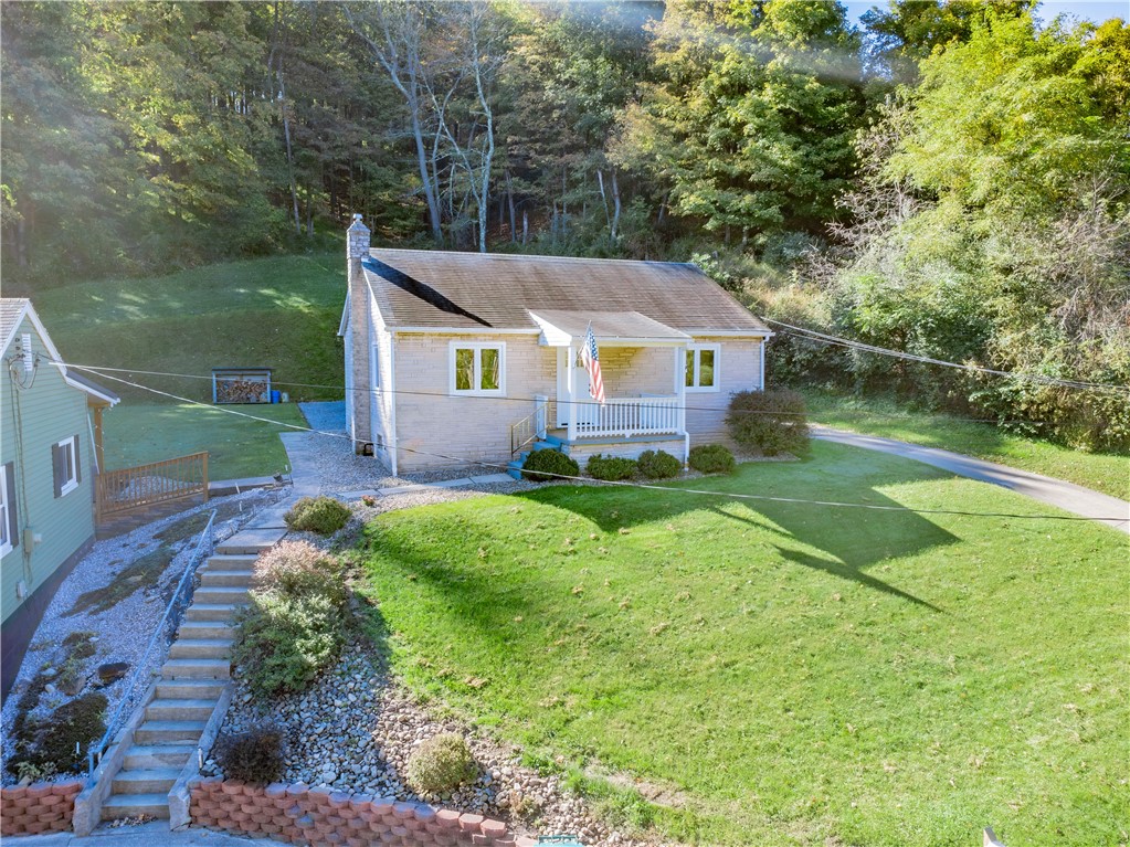 621 S Gossler Hill Road Kiskiminetas Township PA 15656