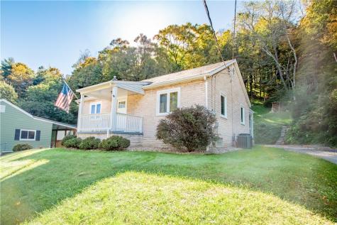 621 S Gossler Hill Road Kiskiminetas Township PA 15656