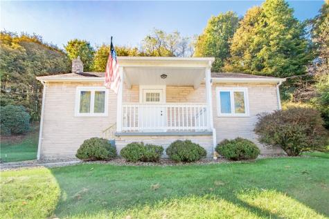 621 S Gossler Hill Road Kiskiminetas Township PA 15656