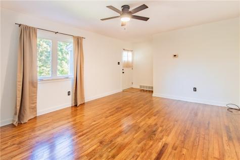 621 S Gossler Hill Road Kiskiminetas Township PA 15656