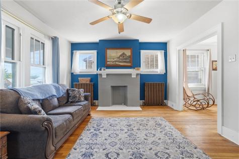 369 Center Avenue West View PA 15229
