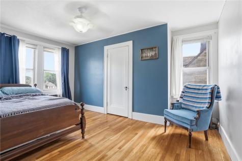 369 Center Avenue West View PA 15229