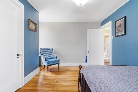 369 Center Avenue West View PA 15229