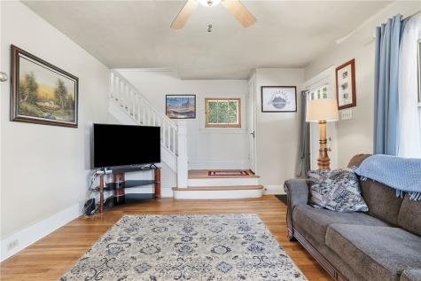 369 Center Avenue West View PA 15229